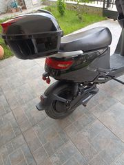 Yadea Electric Scooter 2019-thumb-4