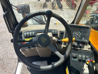 JCB 2002 530-70-thumb-13