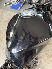Kawasaki Z 750 2006-thumb-9