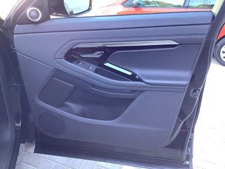 Land Rover Range Rover Evoque 2023-thumb-18