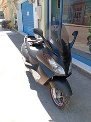 Aprilia Atlantic 200 2004-thumb-4