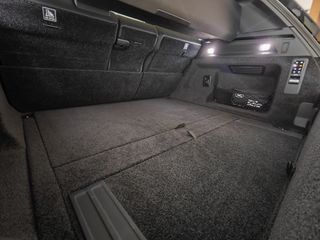 Land Rover Range Rover 2025 P 550 Autobiography-thumb-81