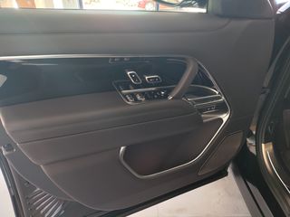 Land Rover Range Rover 2025 P 550 Autobiography-thumb-8