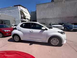 Toyota Yaris 2022 ΕΡΓΟΣΤΑΣΙΑΚΗ  ΕΓΓΥΗΣΗ 2032-thumb-2