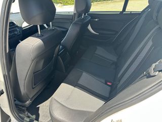 Bmw 116 2016 URBAN LINE-thumb-28
