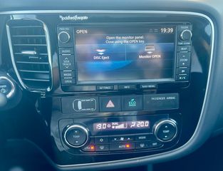 Mitsubishi Outlander 2016 Phev Intense 203hp 4WD/ΑΥΤΟΜΑΤΟ/ΗΛΙΟΡΟΦΗ/ΔΕΡΜΑ/CAMERA/EU6-thumb-56