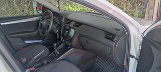 Skoda Octavia 2015 1.2 TSI 110HP-thumb-9