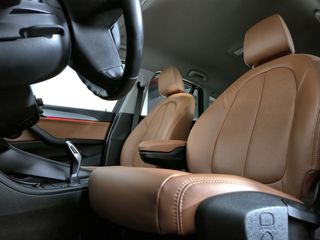 Bmw X1 2022 (X1 sDrive16d)-thumb-10