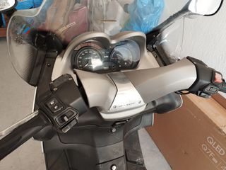 Aprilia Atlantic 500 2007-thumb-2