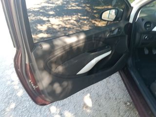 Opel Adam 2013-thumb-12