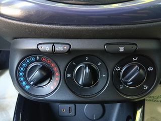 Opel Adam 2013-thumb-23