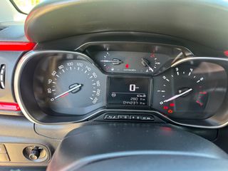 Citroen C3 2017 SHINE 1.2 PURETECH 82-thumb-9