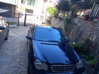 Mercedes-Benz 200 2005