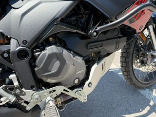 Ducati DesertX 2024-thumb-5