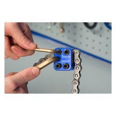 Motion Pro, Master Link press tool-thumb-2