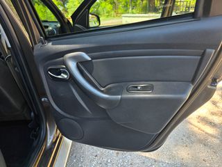 Dacia Duster 2017 AUTOMATIK-thumb-6