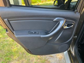Dacia Duster 2017 AUTOMATIK-thumb-7