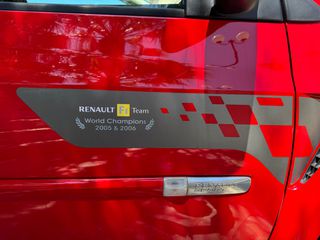 Renault Clio 2008 RS SPORT 2.O 16V F1-thumb-12