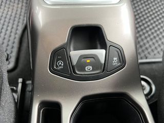 Jeep Renegade 2022 1.6L MJTD LIMITED 120PS-thumb-23