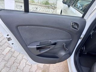 Opel Corsa 2013 1.3 CDTI DIESEL-thumb-41