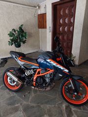 KTM 390 Duke 2024