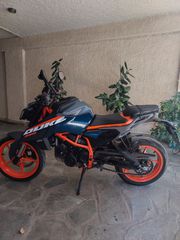 KTM 390 Duke 2024-thumb-4