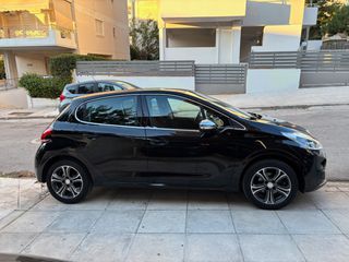 Peugeot 208 2015 1.2 PURETECH 82 ALLURE-thumb-4