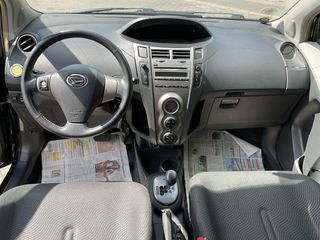 Toyota Yaris 2012 Daihatsu charade-thumb-8