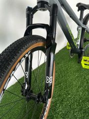 Dirt Jump Polygon 2025 trid-thumb-4