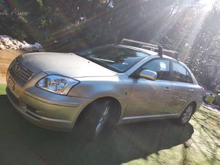 Toyota Avensis 2004 1.8 VVT-I