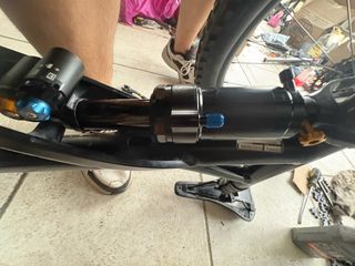 öhlins stx 22-thumb-2