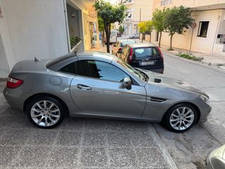 Mercedes-Benz SLK 200 2012-thumb-9