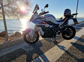 Bmw M 1000 XR 2022-thumb-2