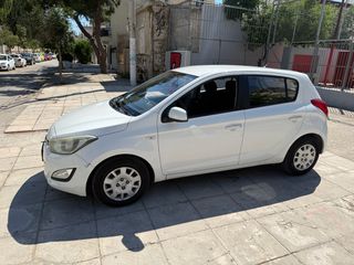 Hyundai i 20 2013 DIESEL CRDI-thumb-2