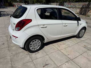 Hyundai i 20 2013 DIESEL CRDI-thumb-5
