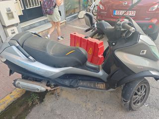 Piaggio MP3 250 2006-thumb-2