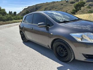 Toyota Auris 2008 1.4-thumb-1