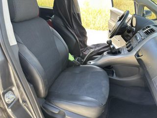 Toyota Auris 2008 1.4-thumb-5