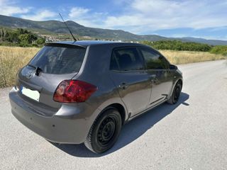 Toyota Auris 2008 1.4-thumb-9