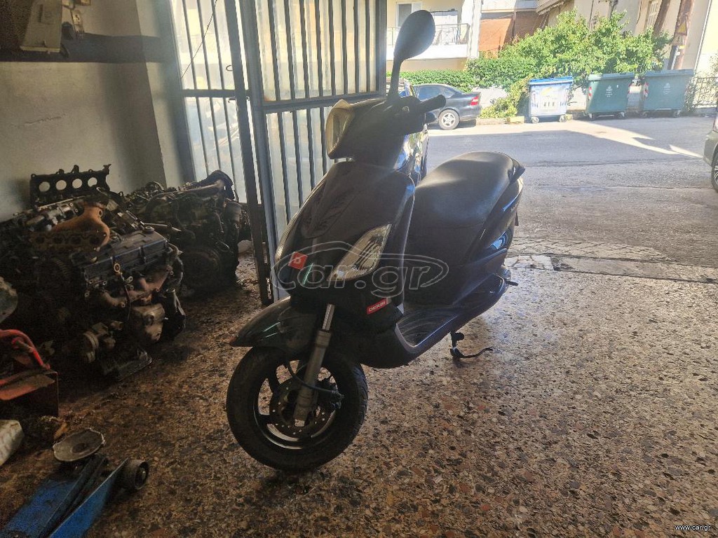Piaggio 2010