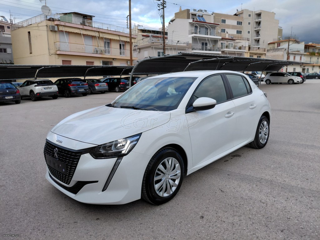 Peugeot 208 2021