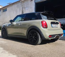 Mini Cooper S 2018-thumb-12