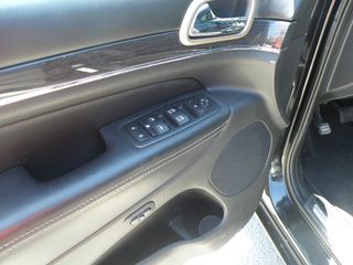 Jeep Grand Cherokee 2016 OVERLAND 3.0 CRD DIESEL-thumb-5