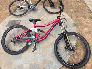 Downhill - Enduro - Trail Specialized 2009 BigHit FSR