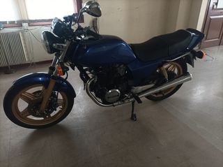 Honda CB 400 1983-thumb-1