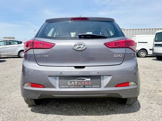 Hyundai i 20 2016 1.4 trend ,automatic book service-thumb-4