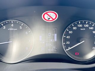 Hyundai i 20 2016 1.4 trend ,automatic book service-thumb-13
