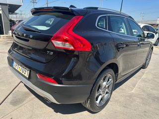 Volvo V40 Cross Country 2015 1.5 Turbo 152hp Ocean Race edition-thumb-3