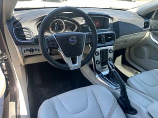 Volvo V40 Cross Country 2015 1.5 Turbo 152hp Ocean Race edition-thumb-7