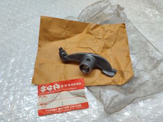 Suzuki GS 125 κοκοράκι βαλβίδων